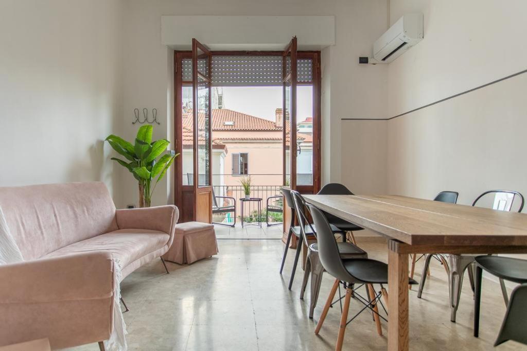 Buscine Home Pescara Centro - Palma Gratuita In Lido Attrezzato Dış mekan fotoğraf